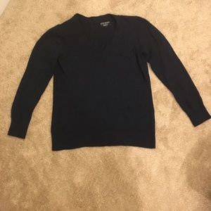 Banana Republic Button-Back V-Neck Sweater, XL